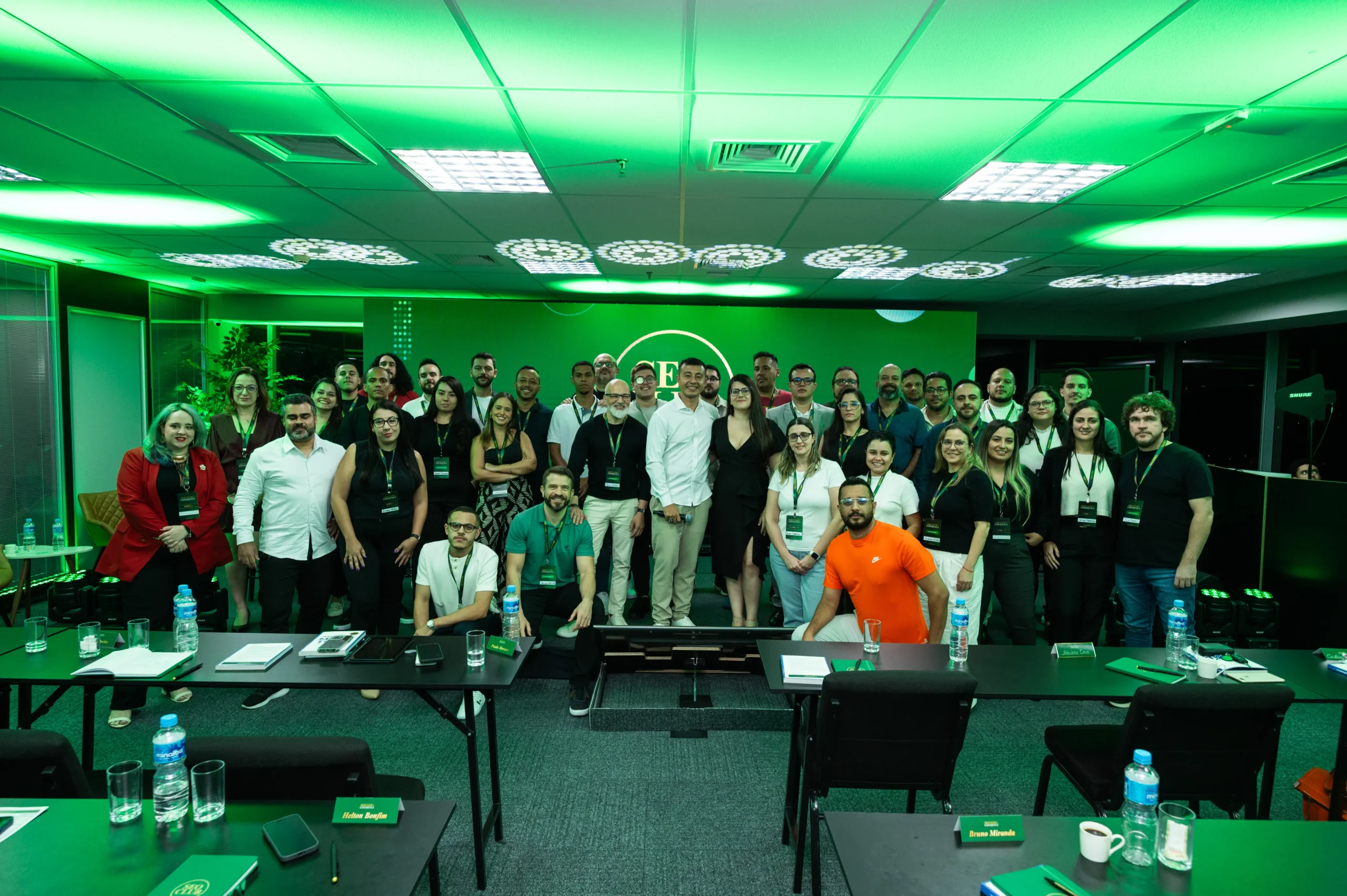 Jonas Rebollo, consultor SEO local para empresas, participando de evento nacional de SEO com especialistas e empreendedores de todo o Brasil.